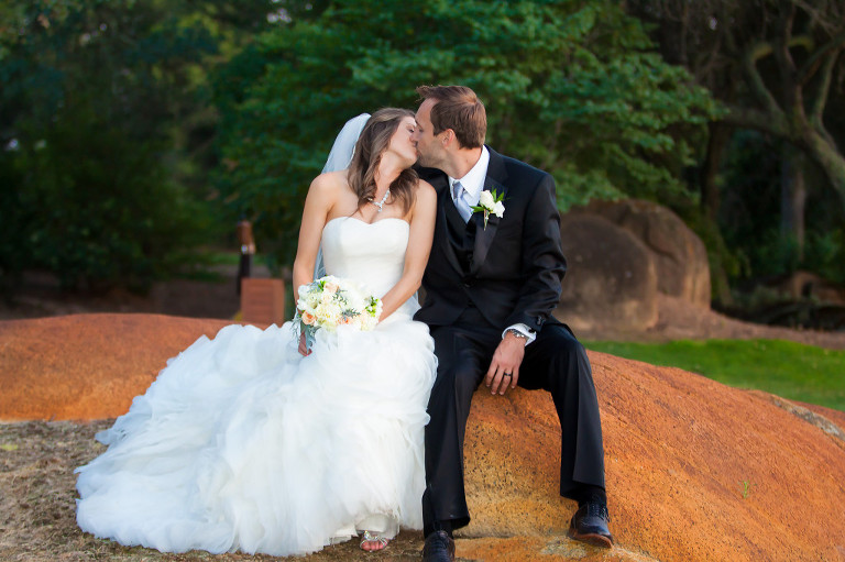 Golf-kiss-colin-WEBB